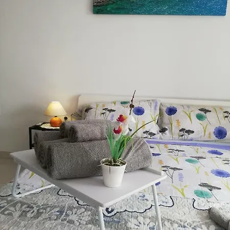 Paradise דירה קנדלריה
